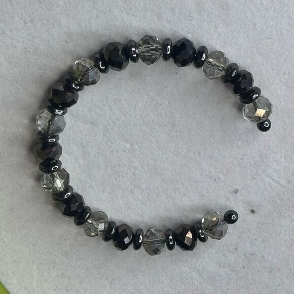 Black Silver Crystal Bead Open Cuff Bracelet NWOT - Picture 5 of 6